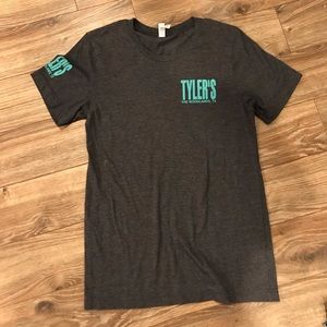 TYLERS SHORT SLEEVE SHIRT (worn a few times)